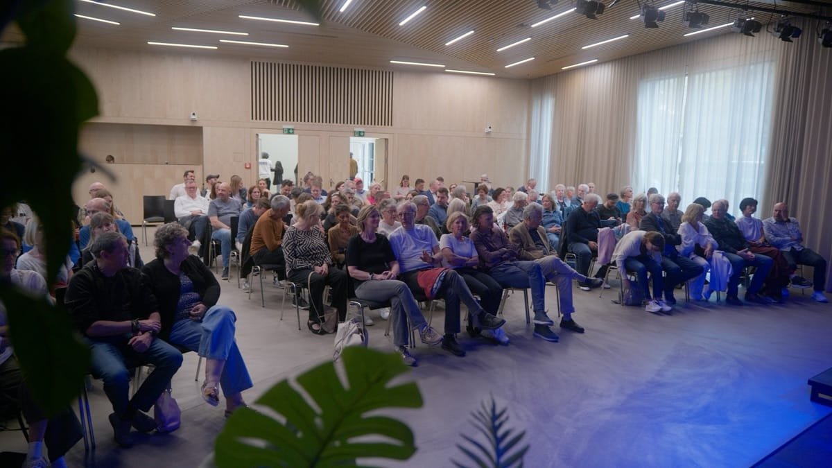 Publikum bei einer ahead x Edition · Tirol